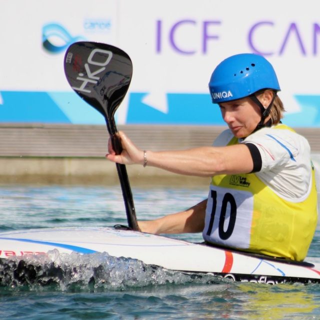 Výrazně větší respekt mám k přírodní vodě než ke kanálu. Nejextrémnější olympijská voda byla v Pekingu,  vzpomíná Štěpánka Hilgertová | foto: Martin Kovařík