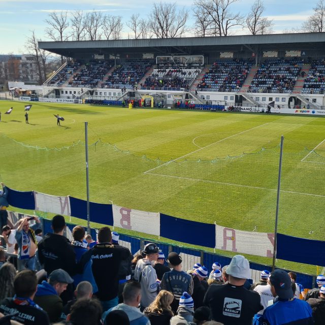 Z návštěvy fotbalového stadionu v Českých Budějovicích | foto: Jaroslav Plašil,  Český rozhlas