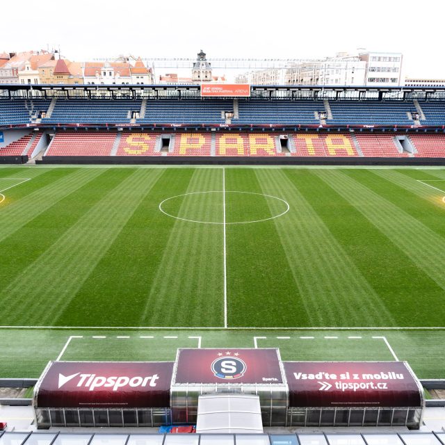 Stadion na pražské Letné,  kde domácí zápasy hrají fotbalisté Sparty | foto: David Všetička,  Český rozhlas