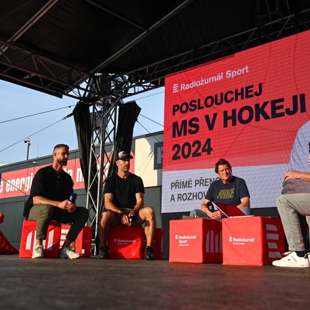 Ve Speciálu Radiožurnálu Sport se vedle Martina Procházky sešli Alexander Salák a Michal Vondrka | foto: Zuzana Jarolímková,  iROZHLAS.cz