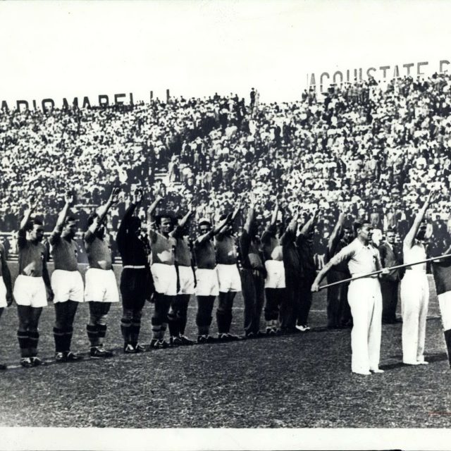 Fašistická italská vláda značně ovlivňovala podobu mistrovství světa ve fotbale v roce 1934 | foto: Profimedia