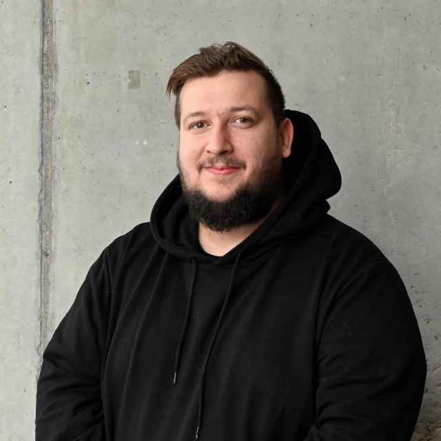 Zpěvák a fotbalista Jakub Děkan byl hostem pořadu Na place | foto: Anna Duchková,  Český rozhlas