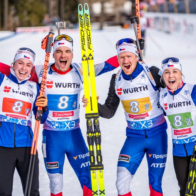Čeští biatlonisté slaví na úvod mistrovství světa 2025 stříbro ze smíšené štafety | foto:  (C) Český biatlon Petr Slavík