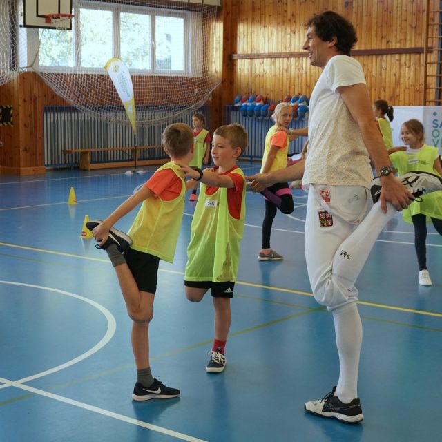 Není možné vést i v době protiepidemických opatření žáky a žákyně k pravidelnému sportu? | foto: Šárka Mattová,  Český rozhlas,  Český rozhlas