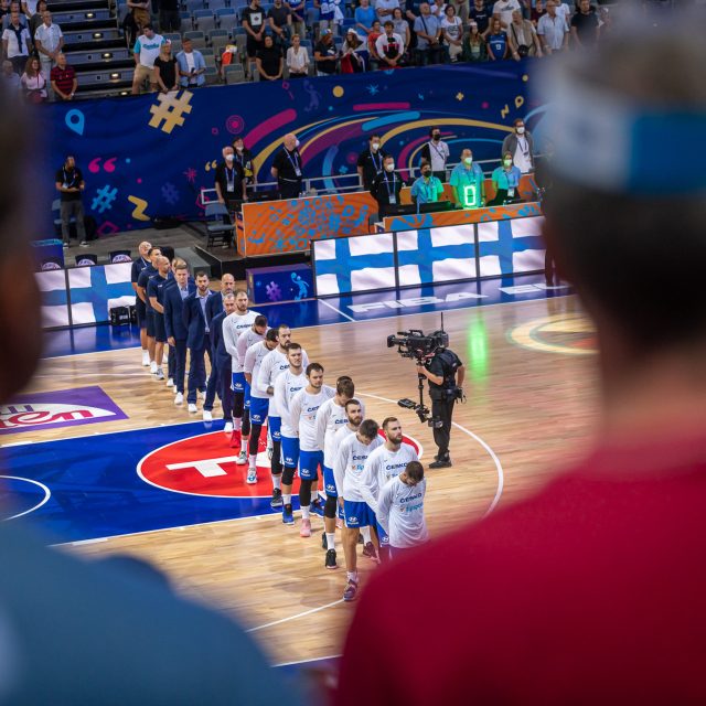 Nevidomý fanoušek na EuroBasketu 2022 | foto: Milan Vobecký