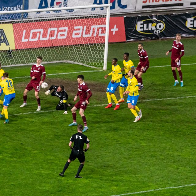 Nevidomý fanoušek na utkání FK Teplice a AC Sparta Praha | foto: Milan Vobecký
