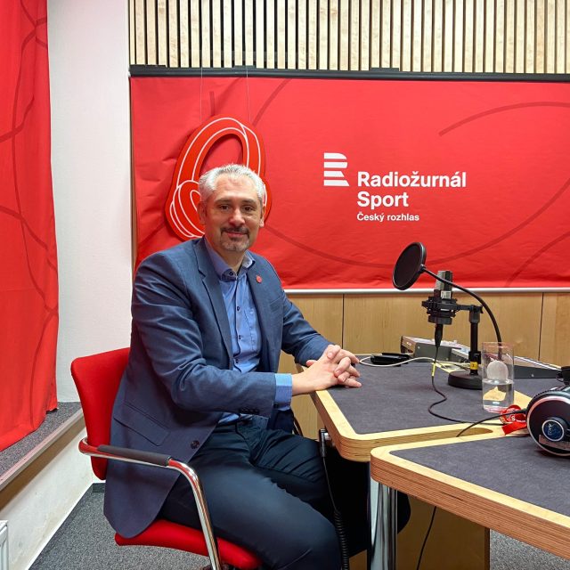 Sportovní funkcionář Filip Šuman byl hostem pořadu Páteční finiš Kateřiny Neumannové | foto: Český rozhlas