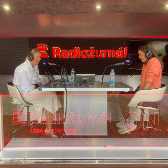 Tenistka Barbora Strýcová v R-streamu při LiveSport Prague Open 2023 | foto: Jana Němečková,  Český rozhlas