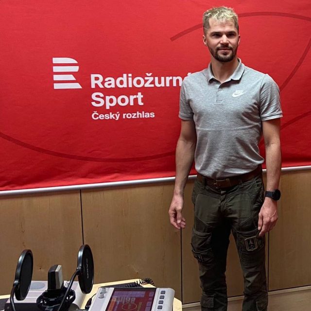 Bývalý atlet Jakub Holuša v talkshow Páteční finiš | foto: Český rozhlas