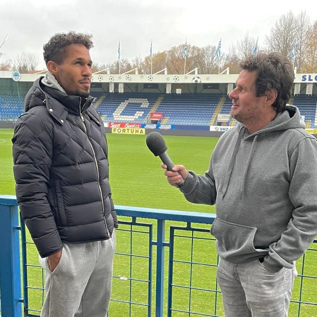 Theodor Gebre Selassie při rozhovoru s redaktorem Pavlem Petrem | foto: archiv Pavla Petra