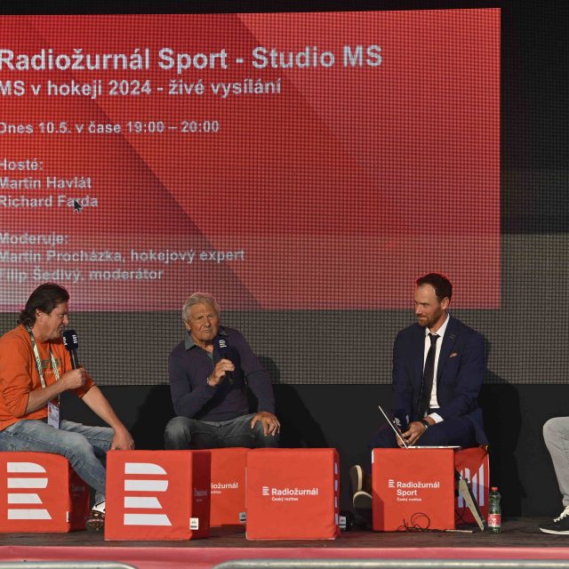 S Martinem Procházkou si ve Speciálu povídali Richard Farda a Martin Havlát | foto: Khalil Baalbaki,  Český rozhlas