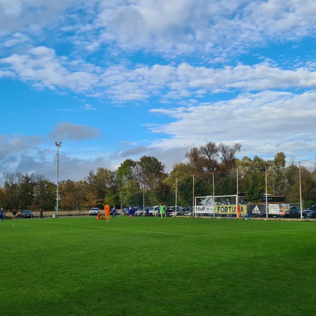 Fotbalový pažit ve Velvarech | foto: Jaroslav Plašil,  Český rozhlas