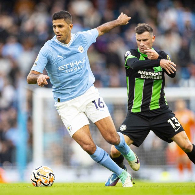Rodri gólem v 83. minutě zachránil Manchesteru City v zápase proti Chelsea alespoň remízu | foto: Profimedia