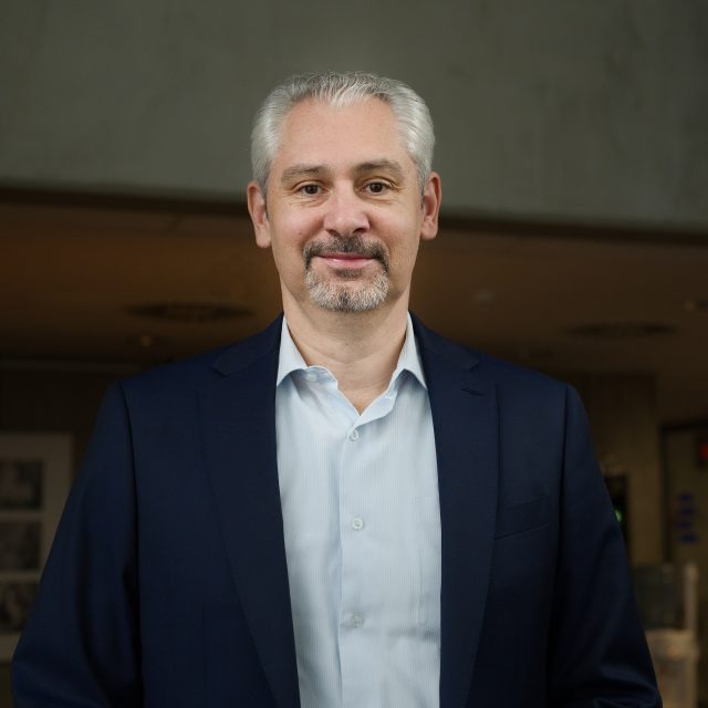 Filip Šuman,  místopředseda ČOV a prezident Mezinárodní florbalové federace | foto: Anna Rychnovská,  Český rozhlas
