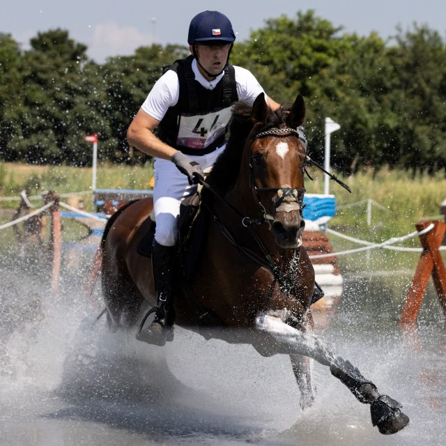 Český jezdec Miroslav Trunda | foto:  Yuki Iwamura,  AFP / Profimedia