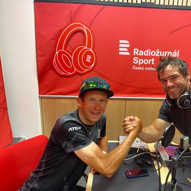 Extrémní cyklista Daniel Polman ve čtvrteční talkshow Na férovku s Vavřincem Hradilkem | foto: Český rozhlas