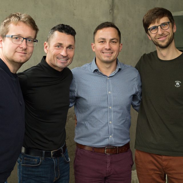 Právník Jan Exner a moderátoři Martin Charvát,  Jiří Ježek a Karel Janů | foto: Anna Rychnovská,  Český rozhlas Právník Jan Exner a moderátoři Martin Charvát,  Jiří Ježek a Karel Janů | foto: Anna Rychnovská,  Český rozhlas
