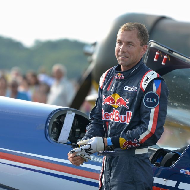 Kdybych nelétal,  tak si dovedu představit,  že bych surfoval. To spojení s přírodou je nádherné,  tvrdí Martin Šonka | foto: Fotobanka Profimedia