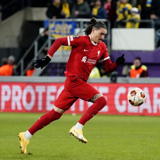 Darwin Núñez v dresu Liverpoolu v posledních týdnech opravdu nezáří | foto: Profimedia