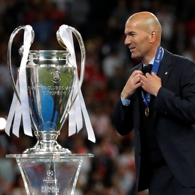 Dnes již bývalý trenér Realu Madrid Zinedine Zidane | foto: Reuters