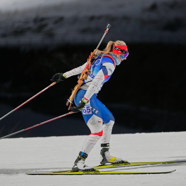Poslechněte si celý rozhovor s českou biatlonistkou Lucií Charvátovou | foto: Ulrik Pedersen,  Reuters