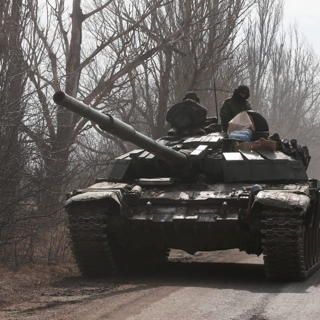 Ruské vojenské jednotky v Doněcké oblasti | foto: Alexander Ermochenko,  Reuters