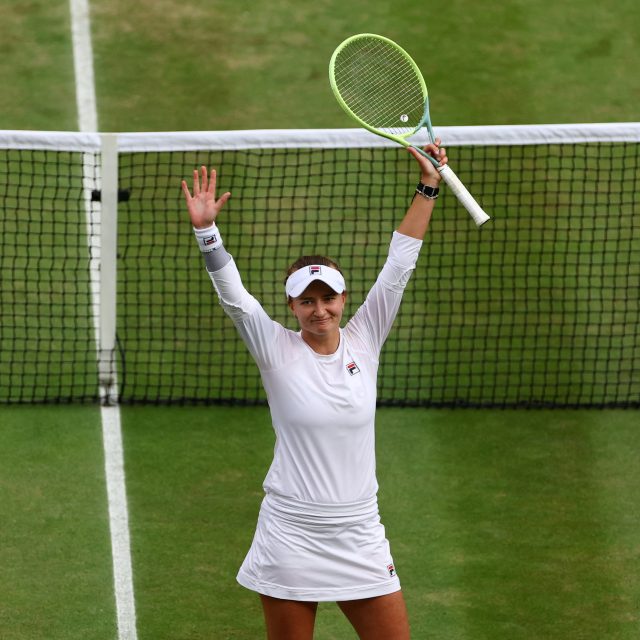 Radující se Barbora Krejčíková | foto: Reuters