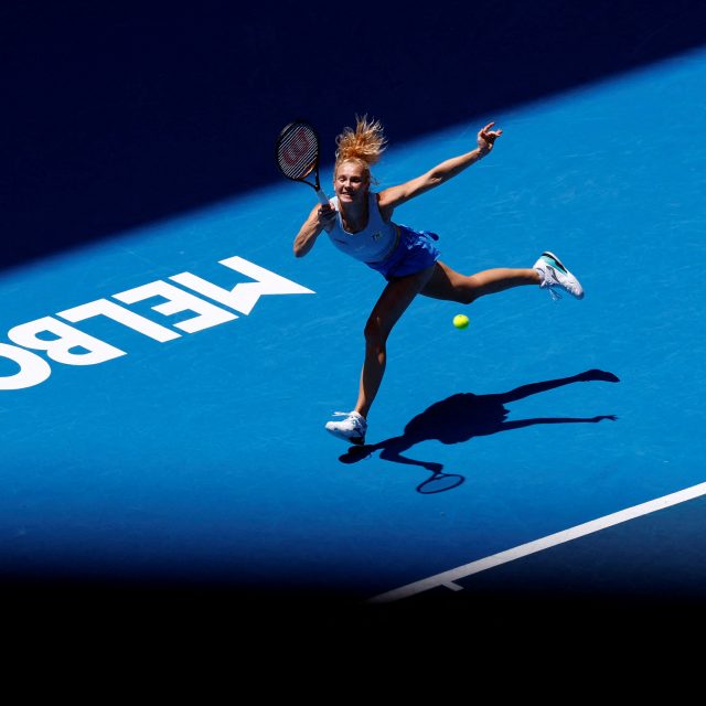 Kateřina Siniaková v zápase Australian Open | foto: Kim Kyung-Hoon,  Reuters