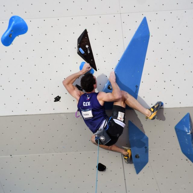 Český reprezentant Adam Ondra je ikonou lezeckého sportu | foto: Iva Roháčková