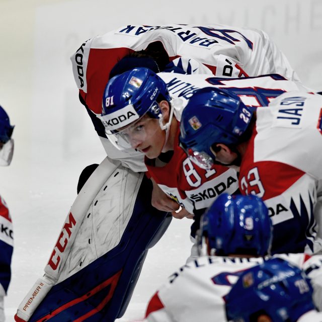 Poslechněte si celý rozhovor  bývalým hokejistou a olympijským vítězem Martinem Procházkou | foto: Michaela Danelová,  iROZHLAS.cz