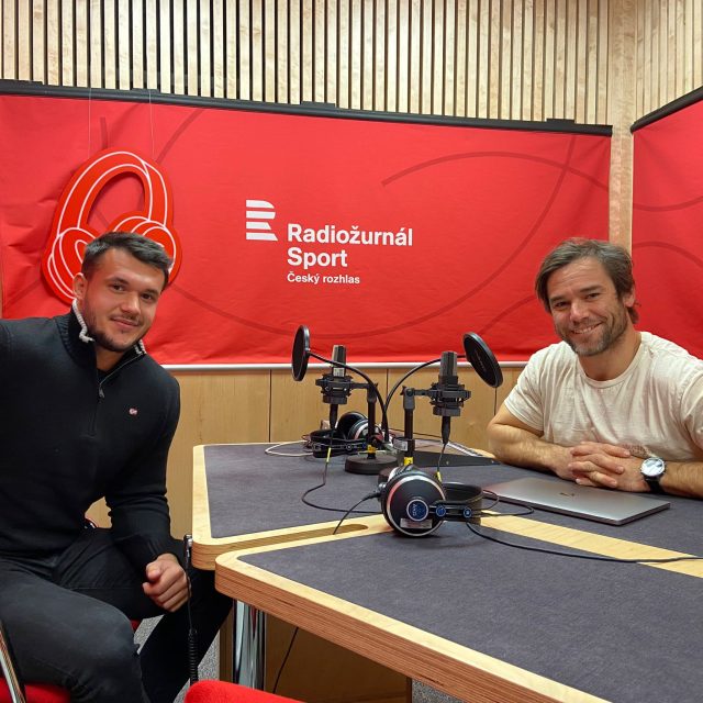 Bobista David Bureš a moderátor Vavřinec Hradilek | foto: Český rozhlas