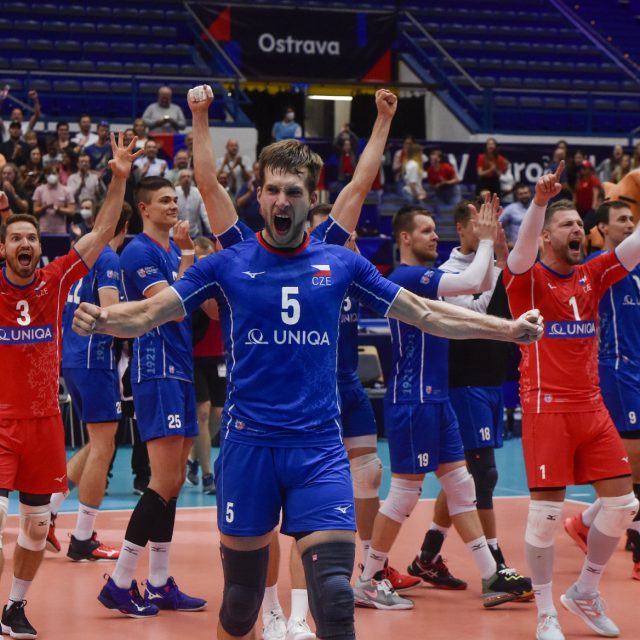 Poslechněte si celý rozhovor s trenérem české volejbalové reprezentace Jiřím Novákem | foto: Jaroslav Ožana,  ČTK