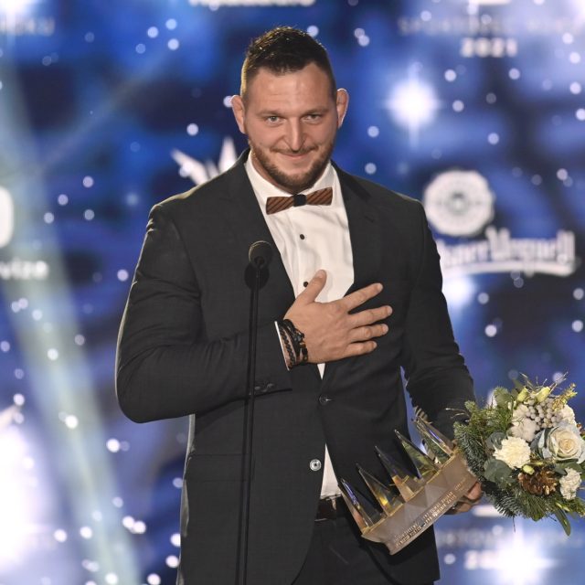 Lukáš Krpálek přebral ocenění Sportovec roku | foto: Vít Šimánek,  ČTK