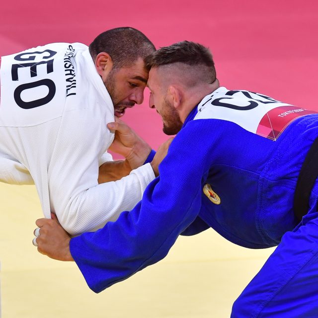 Judista Lukáš Krpálek ve finále olympijského turnaje v Tokiu porazil Gruzínce Gurama Tušišviliho | foto: Profimedia