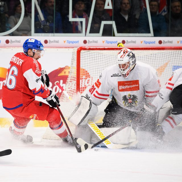 Rakouská hokejová reprezentace v přípravném utkání s Českem | foto: Vlastimil Vacek,  Právo / Profimedia