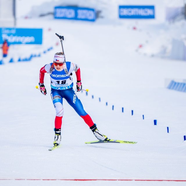 Tereza Voborníková dojíždí do cíle sprintu v Oberhofu | foto: Profimedia