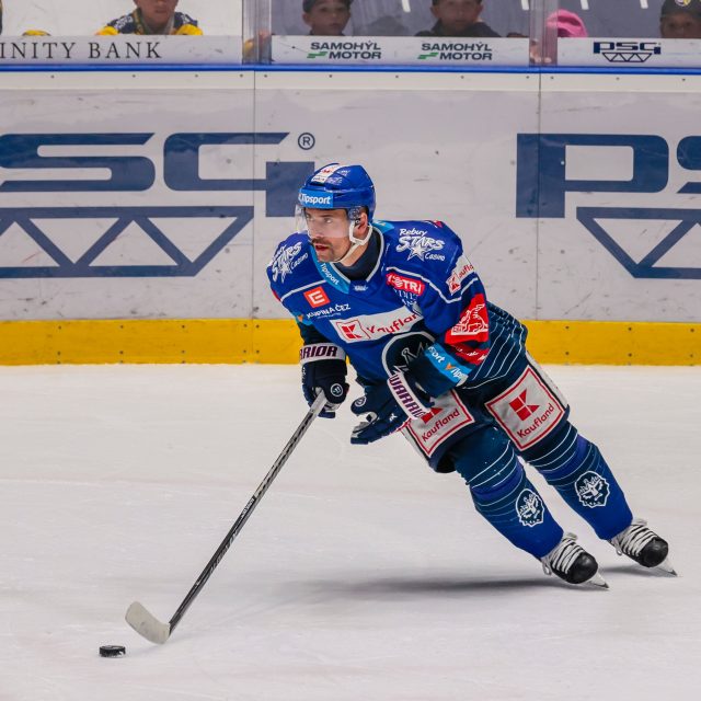 Hokejový útočník Tomáš Plekanec už další start za Rytíře Kladno nepřidá. Profesionální kariéru ukončil 28. října 2023 | foto: Luděk Ovesný,  MAFRA / Profimedia