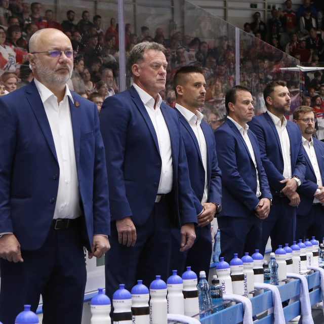 Realizační tým české hokejové reprezentace | foto: Pavel Paprskář,  ČTK