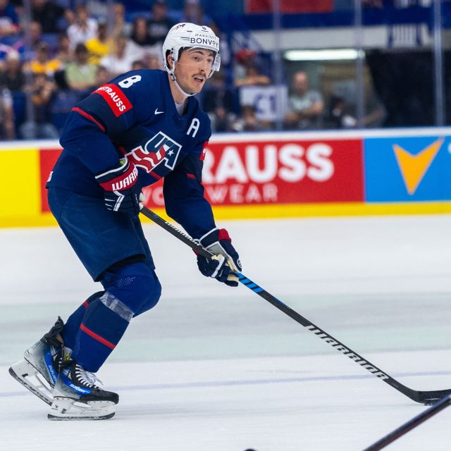 Americký obránce Zach Werenski | foto: Profimedia