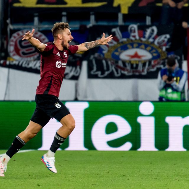 Matěj Ryneš se raduje z gólu v úvodním 4. předkole Ligy mistrů | foto: Profimedia