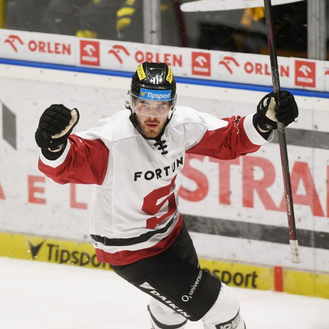 Útočník hokejové Sparty Kryštof Hrabík | foto: Ondřej Bičiště,  MFDNES + LN / Profimedia