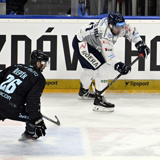 Před extraligovým utkáním Sparty proti Vítkovicím se hodně řešilo téma kyberšikany | foto: Kateřina Šulová,  ČTK
