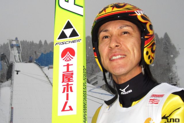 Legenda skoků na lyžích Noriaki Kasai se vždy snažil naplnit japonská očekávání | foto: Tomáš Kohout,  Český rozhlas