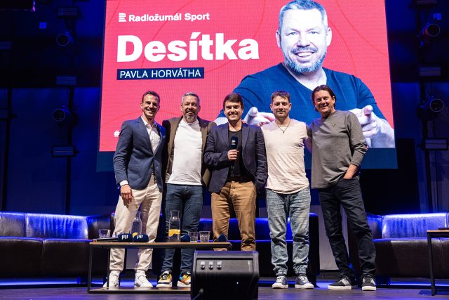Aktéři živé Desítky Pavla Horvátha z Hradce Králové | foto: Filip Jandourek