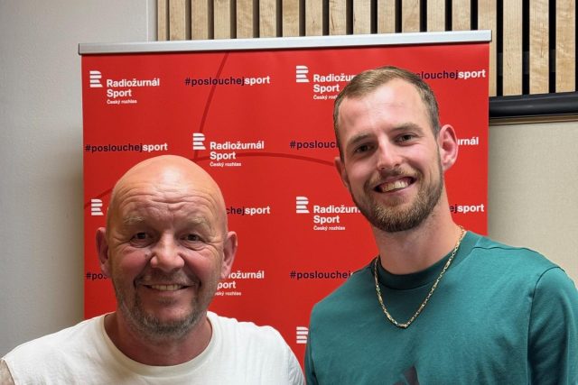 Moderátor Pavel Nečas a výškař Jan Štefela | foto: Zuzana Pokorná,  Český rozhlas