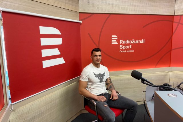 Boxer Vasil Ducár v talkshow Na férovku | foto: Český rozhlas