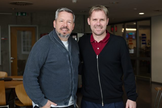 Fotbalista Tomáš Hübschman a moderátor Pavel Horváth | foto: Anna Rychnovská,  Český rozhlas