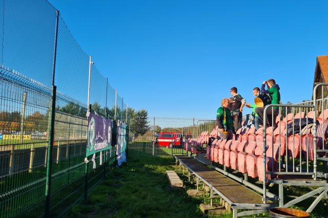 Hostující fanoušci na stadionu ve Vlašimi | foto: Jaroslav Plašil,  Český rozhlas