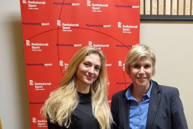 Atletka Nikoleta Jíchová s moderátorkou Kateřinou Neumannovou | foto: Shutterstock