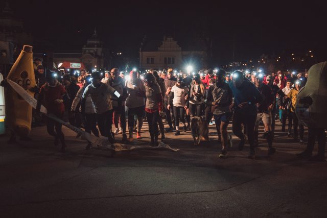 Noční běh pro Světlušku v Praze | foto: Viktor Poláček